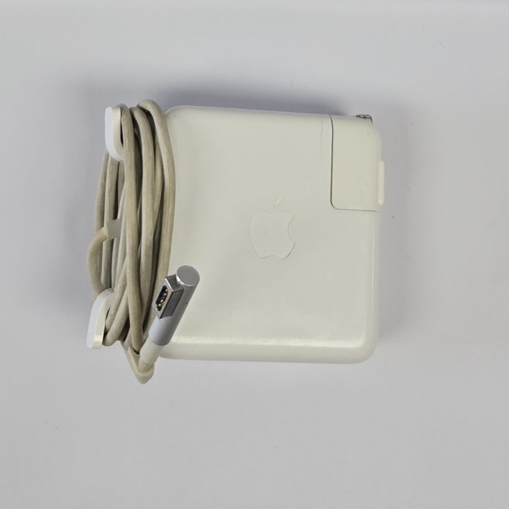 2012 Apple MacBook Pro 13.3" i5 2.5GHz 8GB RAM 512GB HDD Silver A1278
