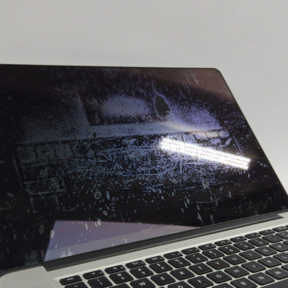 2014 MacBook Pro 15" i7 2.2GHz 16GB RAM 250GB Silver A1398 Screen Issue